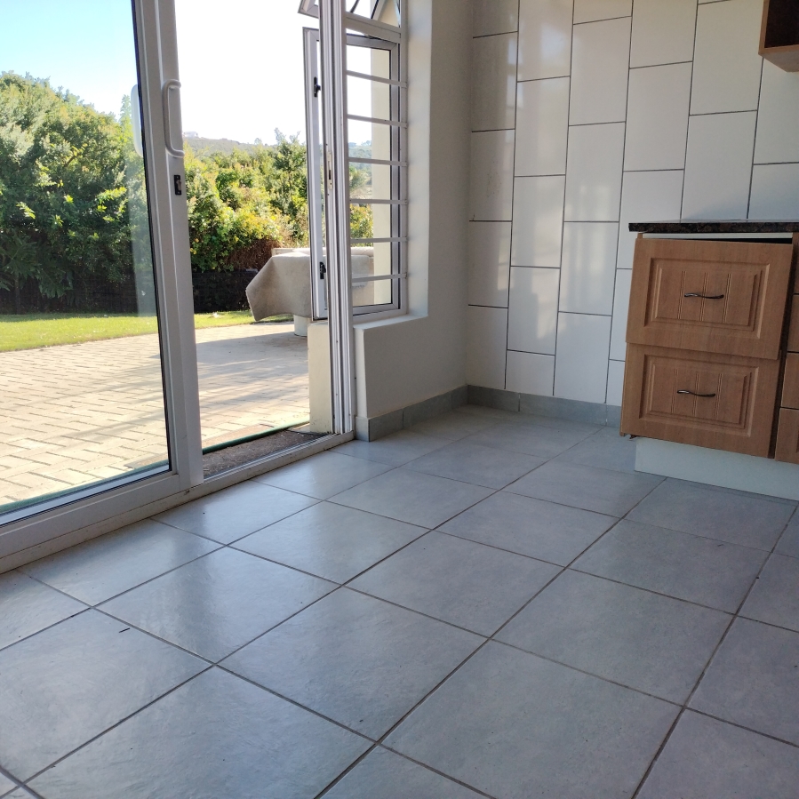 4 Bedroom Property for Sale in Grootbrakhoogte Western Cape